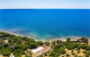 Awesome home in Peroj with WiFi and 2 Bedrooms